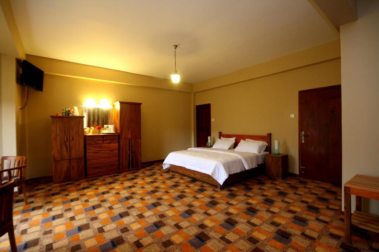 Hotel Ashford